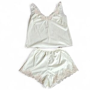 Sears Cami & Shorts Tap Pants Cream Floral Satiny Vintage 2-Piece Set Pajamas